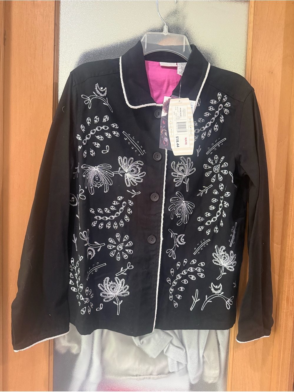 White Stag Black Jacket With White Embroidery - Size Small 4/6